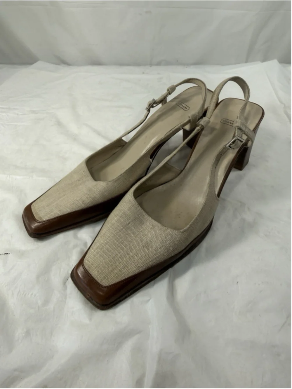 Coach Maddie neutral linen leather square toe slingback heels Sze 6.5 Italy Pump - Picture 9 of 15